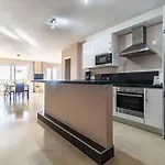 83-Beachfront Apartment, Fuengirola
