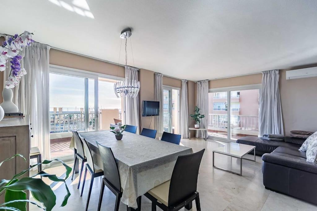 83-beachfront Apartment, Leilighet