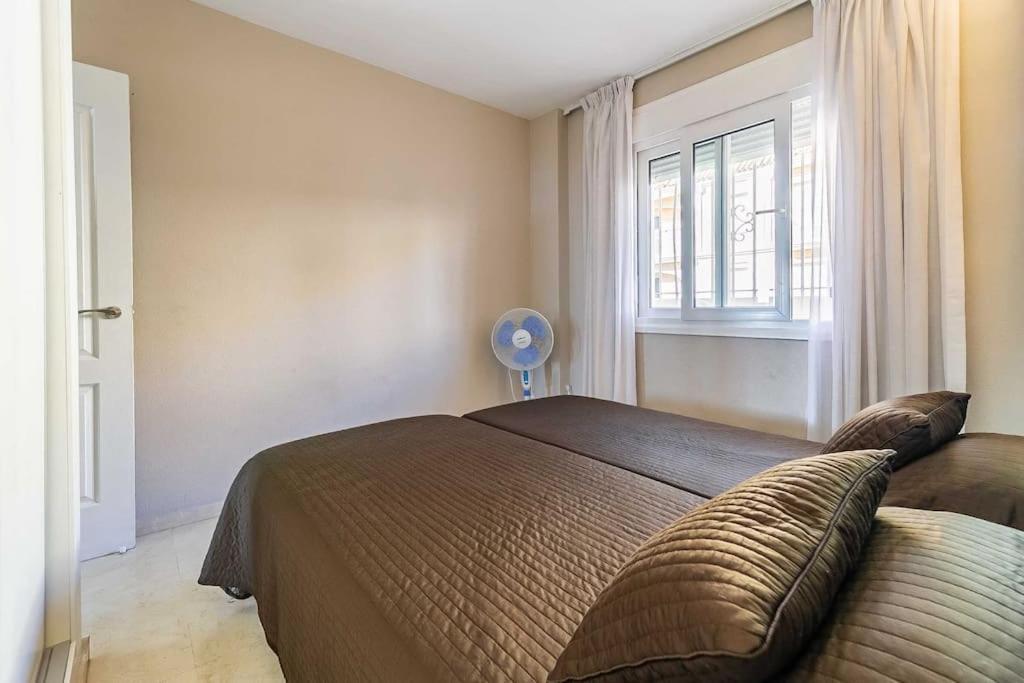 83-beachfront Apartment, * Fuengirola