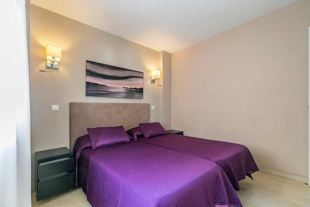 83-beachfront Apartment, Leilighet Fuengirola